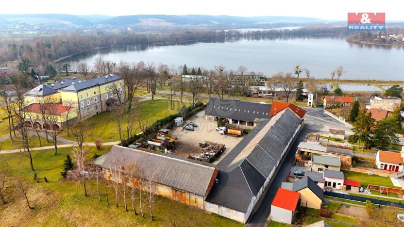 Prodej obchodního prostoru, Dolní Benešov, Hájecká, 2000 m2