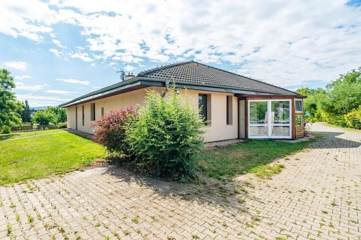 Prodej rodinného domu, Zabrušany, 242 m2