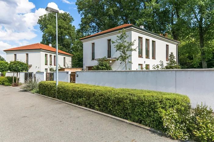 Prodej vily, Statenice, 200 m2