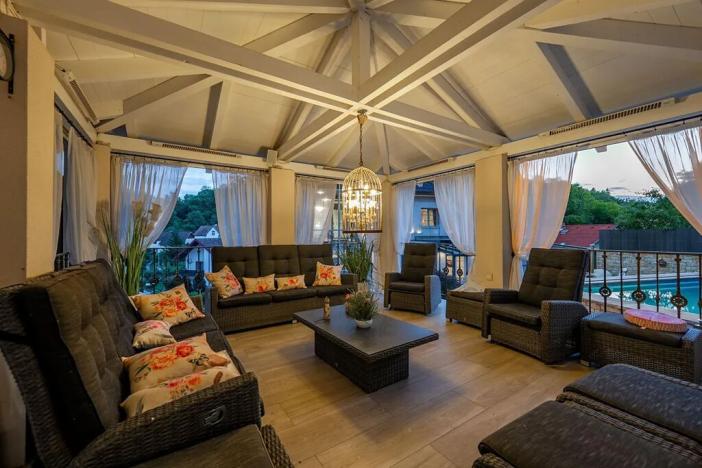 Prodej vily, Praha - Lysolaje, Čábelecká, 850 m2