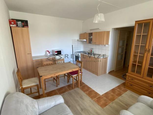 Pronájem bytu 2+kk, Velešín, Nad Cihelnou, 42 m2