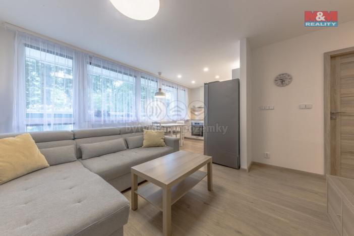 Prodej bytu 3+kk, Praha - Prosek, Veltruská, 54 m2