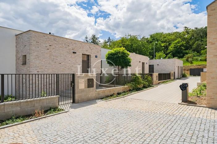 Prodej rodinného domu, Praha - Lysolaje, Horní náměstí, 112 m2