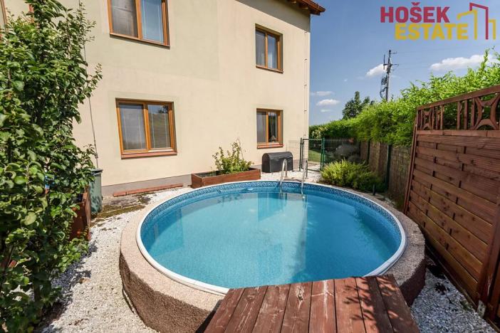 Prodej bytu 3+kk, Holubice, 74 m2