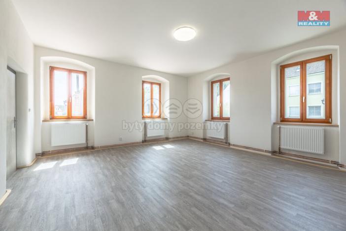 Prodej bytu 2+1, Snědovice, 85 m2