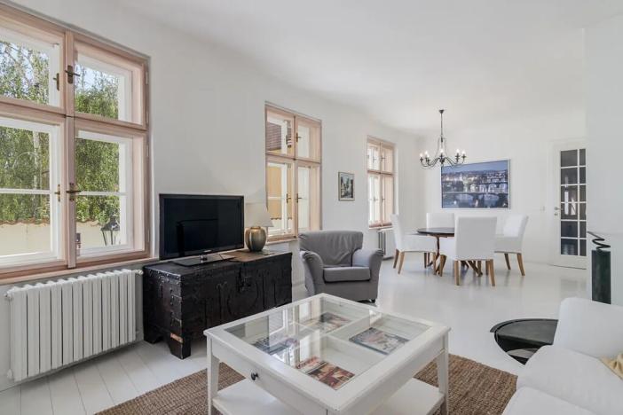 Pronájem bytu 3+1, Praha - Malá Strana, Všehrdova, 80 m2