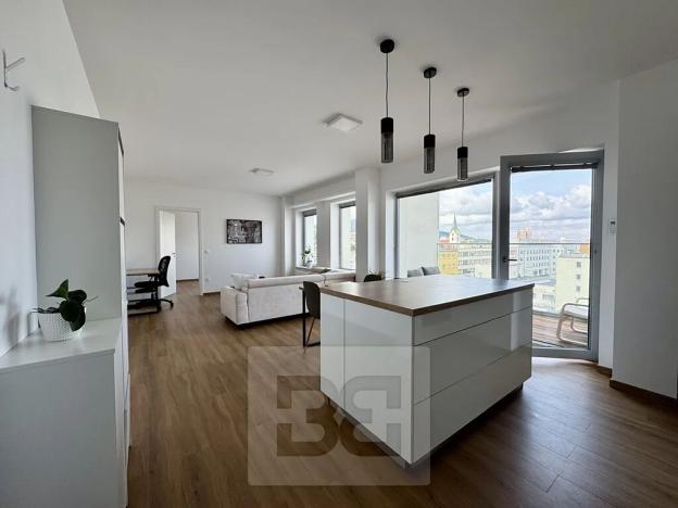 Pronájem bytu 2+kk, Zlín, Lorencova, 58 m2