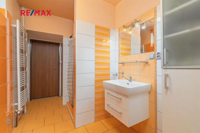 Prodej rodinného domu, Kozárovice, 174 m2