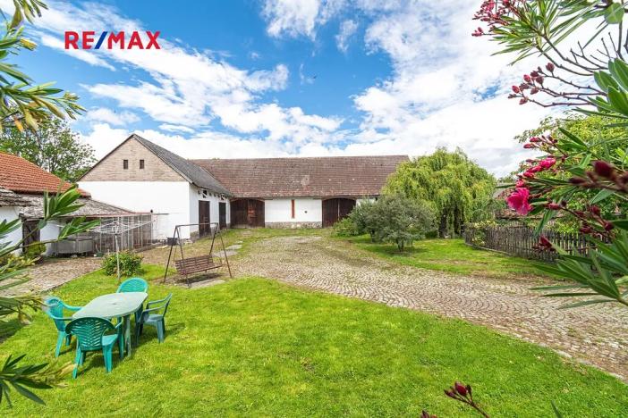 Prodej rodinného domu, Kozárovice, 174 m2