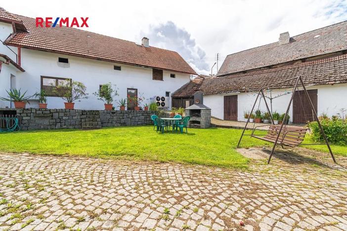 Prodej rodinného domu, Kozárovice, 174 m2