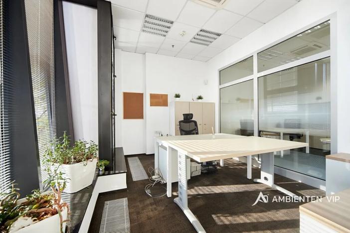 Pronájem kanceláře, Brno, Orlí, 192 m2