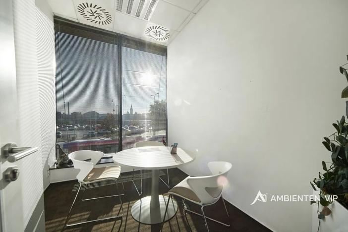 Pronájem kanceláře, Brno, Orlí, 192 m2