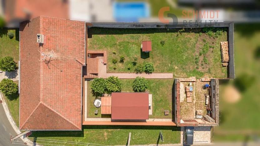 Prodej rodinného domu, Velké Bílovice, nám. Osvoboditelů, 350 m2