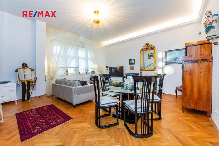 Prodej bytu 2+1, Praha - Josefov, Valentinská, 109 m2
