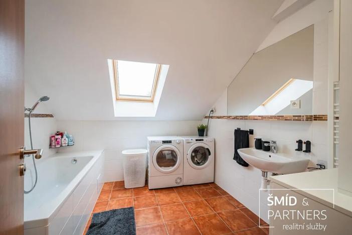 Prodej bytu 3+1, Červené Pečky, U Nádraží, 99 m2