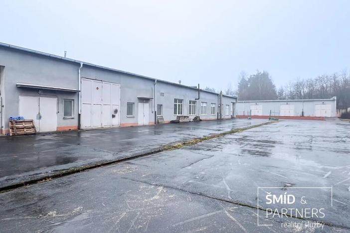 Pronájem skladu, Vrátkov, 1170 m2