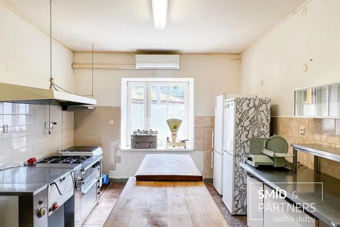 Prodej rodinného domu, Hraběšice, 788 m2