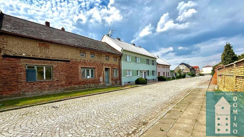 Prodej rodinného domu, Záříčí, 219 m2