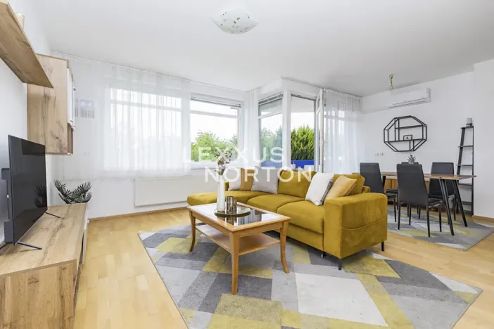 Prodej bytu 2+kk, Praha - Libeň, Nad Okrouhlíkem, 66 m2