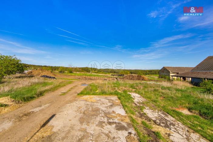 Prodej zemědělského objektu, Černovice, 4026 m2