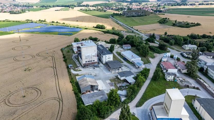 Prodej výrobních prostor, Čebín, 3507 m2