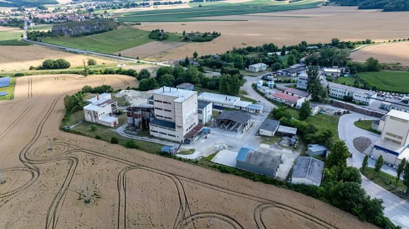 Prodej výrobních prostor, Čebín, 3507 m2