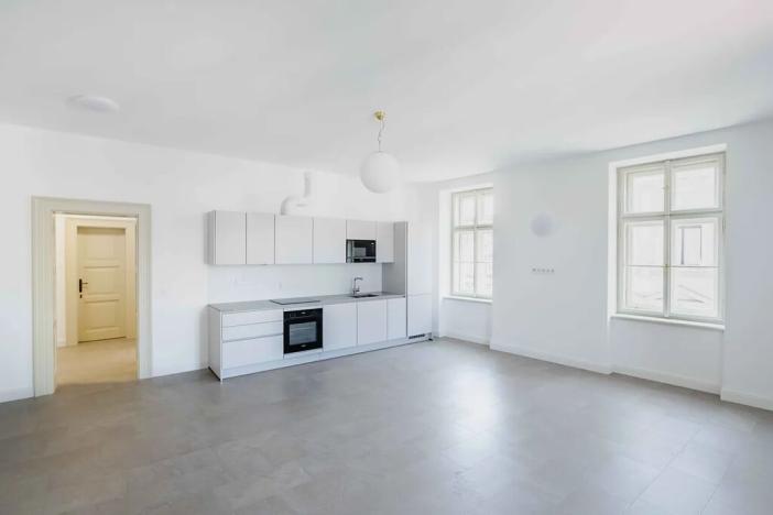 Pronájem bytu 2+kk, Praha, Karoliny Světlé, 72 m2