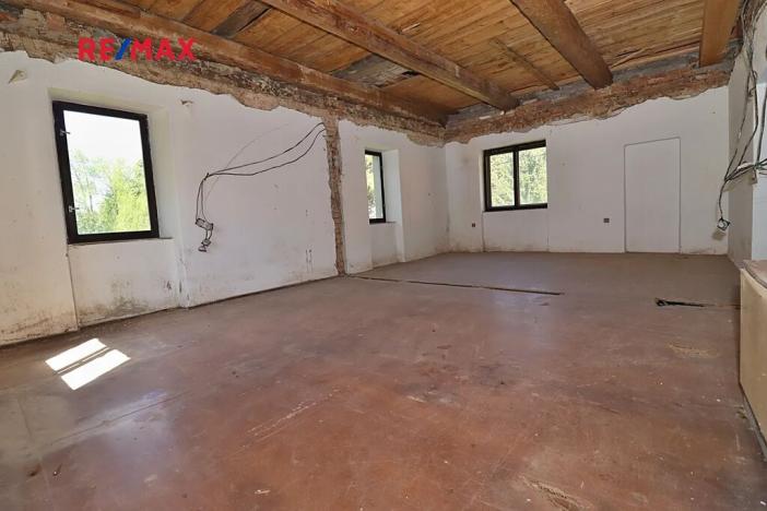 Prodej zemědělského objektu, Kostelec u Heřmanova Městce, 415 m2