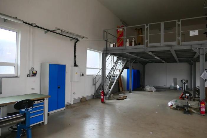 Prodej skladu, Pardubice, 5239 m2