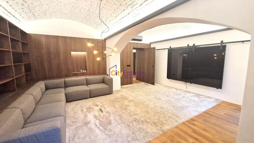 Prodej kanceláře, Praha - Smíchov, Janáčkovo nábřeží, 135 m2