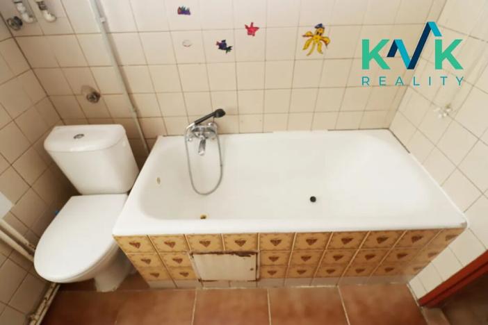 Prodej bytu 3+1, Karlovy Vary, Bulharská, 94 m2