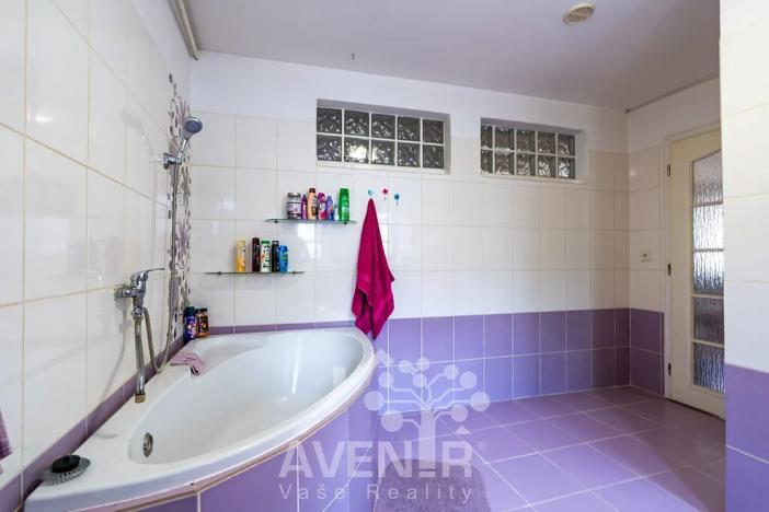 Prodej rodinného domu, Sadská, Kostelní, 190 m2