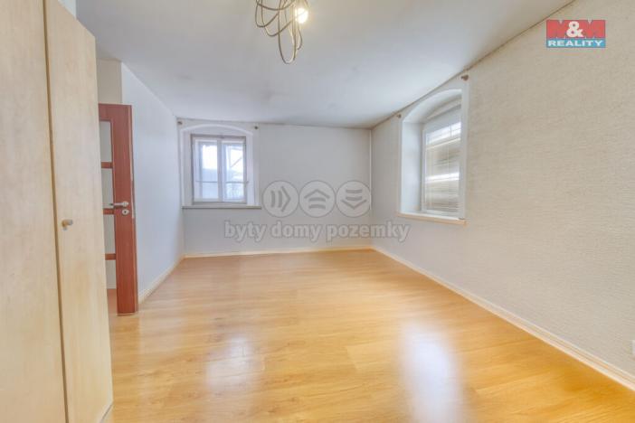 Pronájem obchodního prostoru, Králův Dvůr, Plzeňská, 189 m2