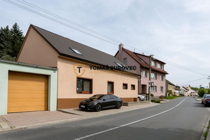 Prodej rodinného domu, Zlín - Louky, K Luhám, 277 m2