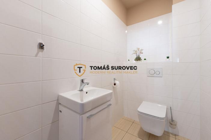 Prodej rodinného domu, Zlín - Louky, K Luhám, 277 m2