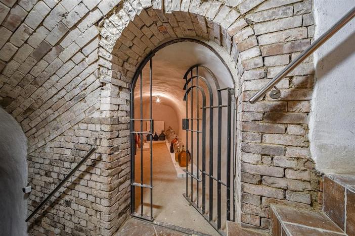 Prodej ostatní, Schrattenberg, Rakousko