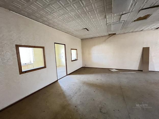 Pronájem skladu, Dlouhá Brtnice, 350 m2