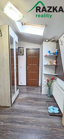 Prodej bytu 3+kk, Velká Hleďsebe, Pohraniční stráže, 88 m2