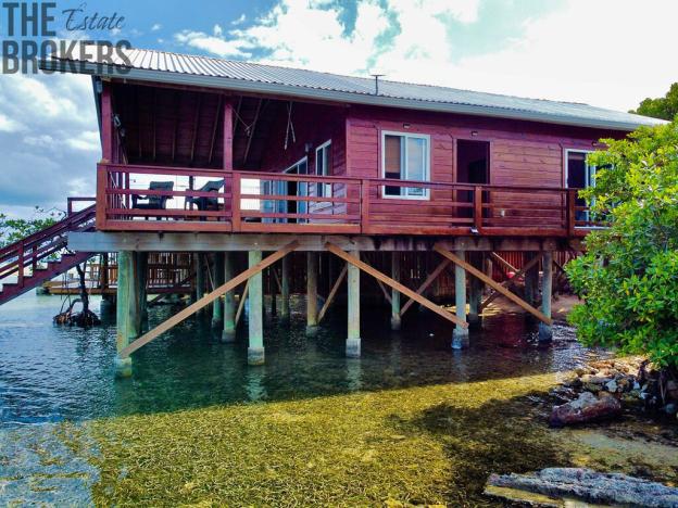 Prodej rodinného domu, Coxen Hole, Roatán, Honduras, 139 m2