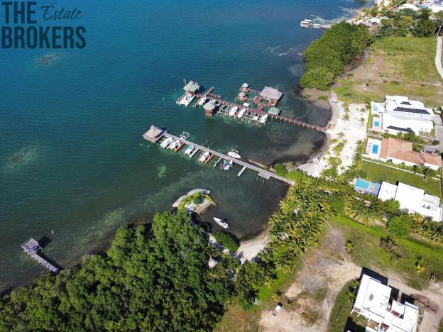 Prodej pozemku, Coxen Hole, Roatán, Honduras, 570 m2