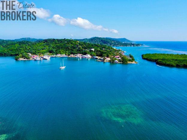 Prodej rodinného domu, Coxen Hole, Roatán, Honduras, 326 m2