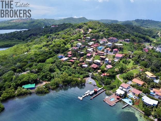 Prodej chaty, Coxen Hole, Roatán, Honduras, 232 m2