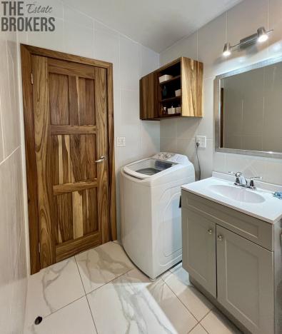 Prodej rodinného domu, Coxen Hole, Roatán, Honduras, 278 m2