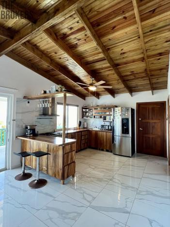 Prodej rodinného domu, Coxen Hole, Roatán, Honduras, 278 m2