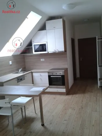 Pronájem bytu 2+kk, Jindřichův Hradec, 40 m2