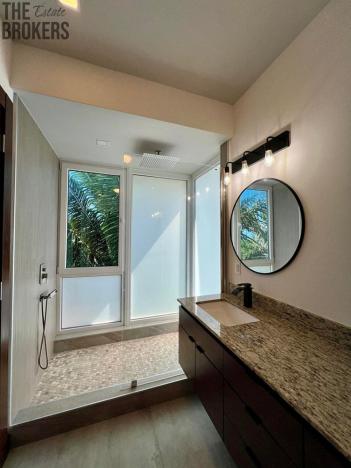 Prodej rodinného domu, Coxen Hole, Roatán, Honduras, 1452 m2