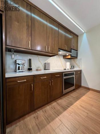 Prodej bytu 3+1, Coxen Hole, Roatán, Honduras, 139 m2