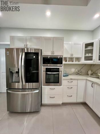 Prodej rodinného domu, Coxen Hole, Roatán, Honduras, 245 m2