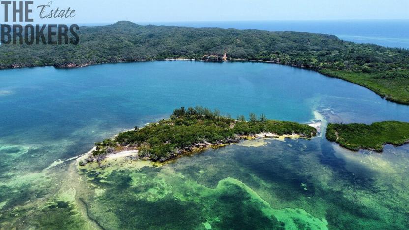 Prodej pozemku, Port Royal, José Santos Guardiola, Honduras, 161996 m2