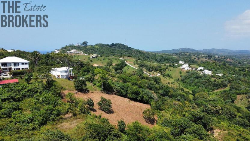 Prodej pozemku, French Harbour, Roatán, Honduras, 2428 m2